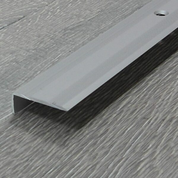 88714_PROSTEP_Winkelprofil_gelocht_25_10_silber_elox