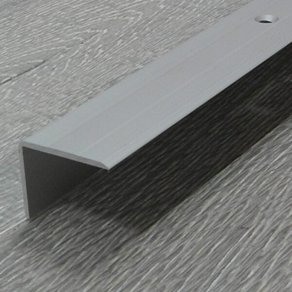 88724_PROSTEP_Winkelprofil_gelocht_25_20_silber_elox