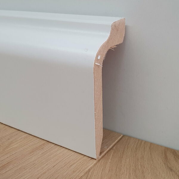 2_Rohr_ Heizrohr_Abdeckleiste_weiss