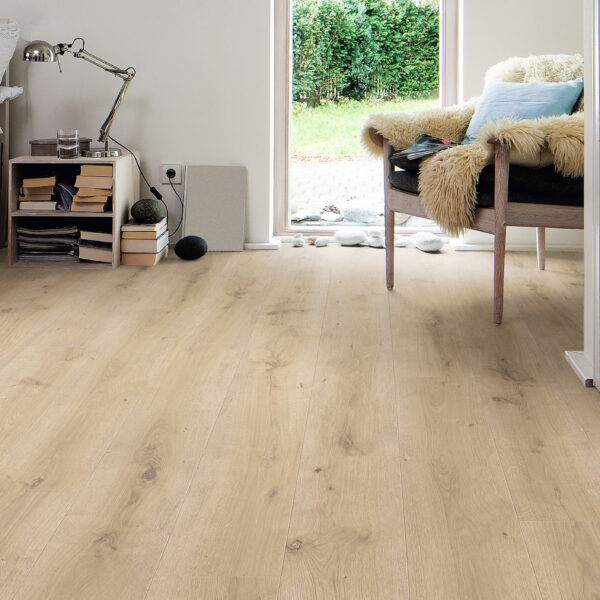 549133_Laminatboden_NKL_32_LA_4V_Eiche_Breda_puro_Int02 (1)